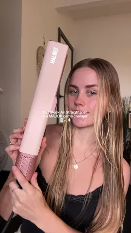 Hair wash day is about to be 10x faster 💓 @MALIBEE  #hairroutine #straighthair #blowdry #hairtutorial 