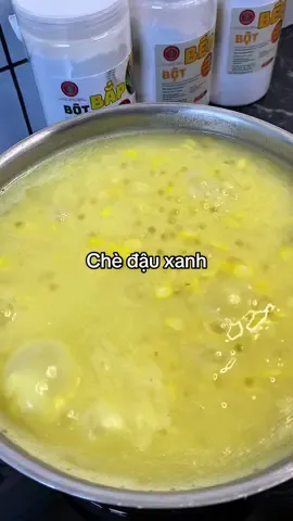 Chè đậu xanh mát cùng em nha cả nhà ơi #chedauxanh #anngonnaugon #amthucvietnam #che #monngonmoingay 