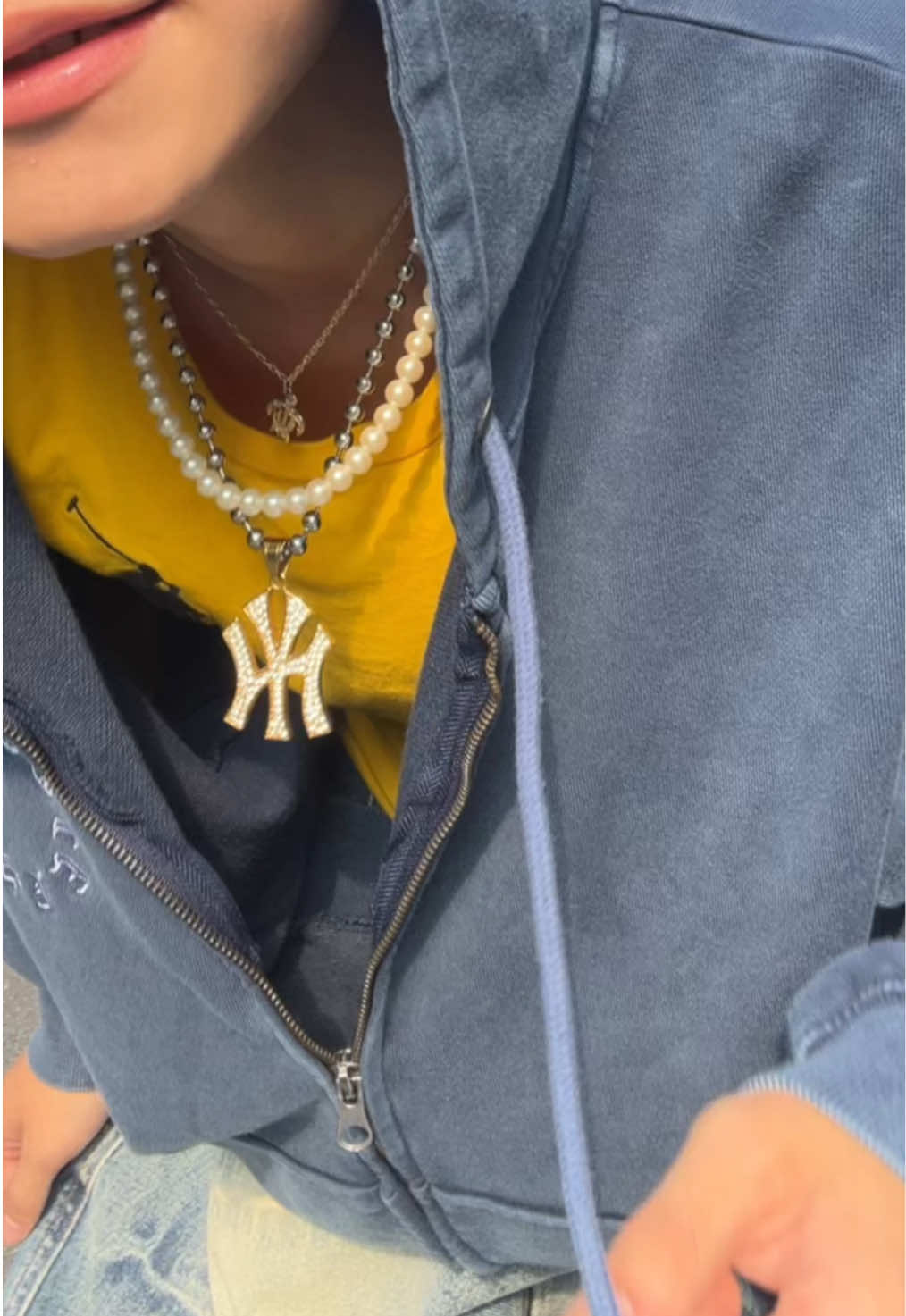 Japanese fashion🎌ネックレス増やした Thx for 20,000 followers 
︎︎
︎︎ Zip-up▶︎@That’s life  #streetwearstyle #OOTD #outfitcheck #fyp #pr 