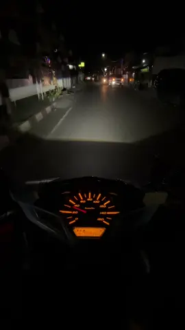 jalan jalan malam🤙🏻#varioledold #vavarioan #foryou 