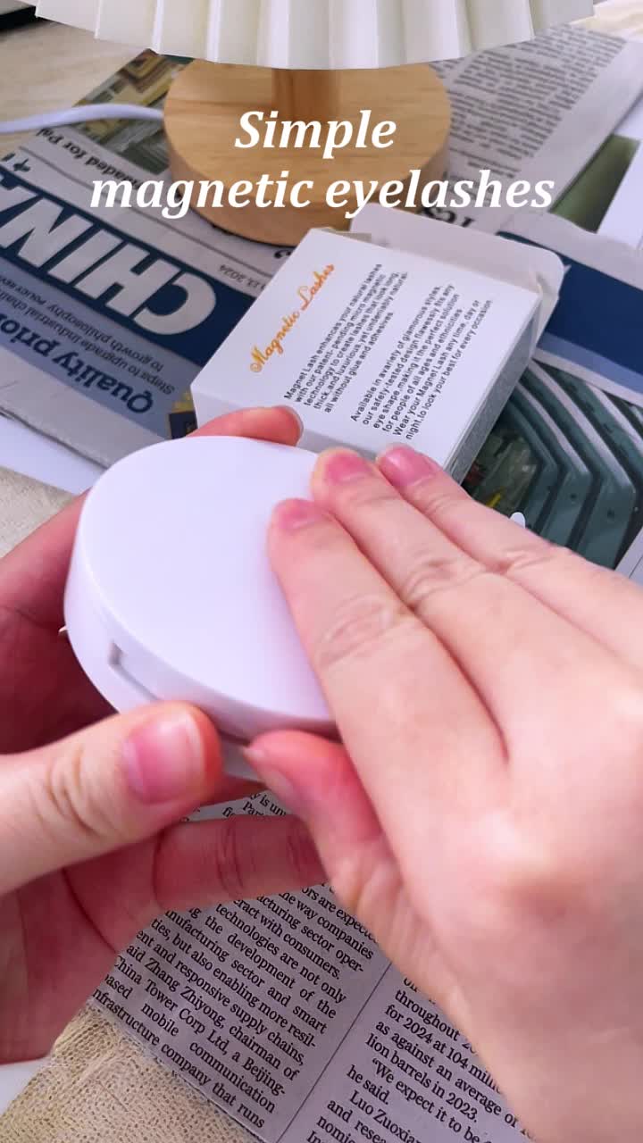 Magnetic Fake Eyelashes with Applicator, 1 Set Reusable Natural Look Eyelash Extensions Kit, Eye Makeup Product for Women & Girls, Cosmetic, DIY Eyelash Extensions,False Eyelashes Set, Eyelashes Kit #eyelashcurler #selfadhesivelashes #magneticeyelashes #diylashextensionsathome #eyelashmakeup #lashmusthaves #eyelashesglue #eyelashextensionsupplies #magneticfalseeyelashes #shiseidoeyelashcurler