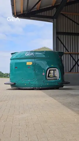 We know every farm is different. That’s why our system is flexible, intuitive, and built to work with your farm layout. No need for big changes—just better feeding from day one, with the GEA F4500 😊 💪🏼 Ready to make feeding easier? Get in touch with your local GEA dealer to learn more! #dairyfarming #automatedfeeding #feedingrobot #roboticfeeding #automaticfeeding #TeamGEA