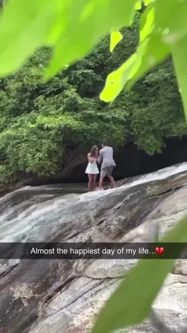 Unexpected proposal moment #funny #funnyvideos #foryou #usa🇺🇸 