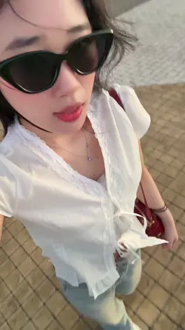 T bị thích không khí nàyyyyyyy ,iuuuuuu 