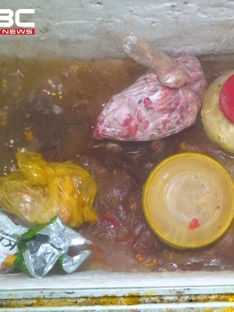 এতিমখানার টিন কেটে খাবার চুরি | DBC NEWS জালালাবাদ তালীমুল কোরআন মাদ্রাসার নির্বাহী পরিচালক মাওলানা হাফেজ মোশতাক আহমেদের সাথে যোগাযোগের নম্বর: 01909379098