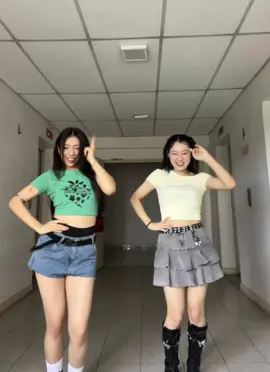 Whatt is love? 🙈🍓@xiaonu4 #twice#dance #fyp #foryou 