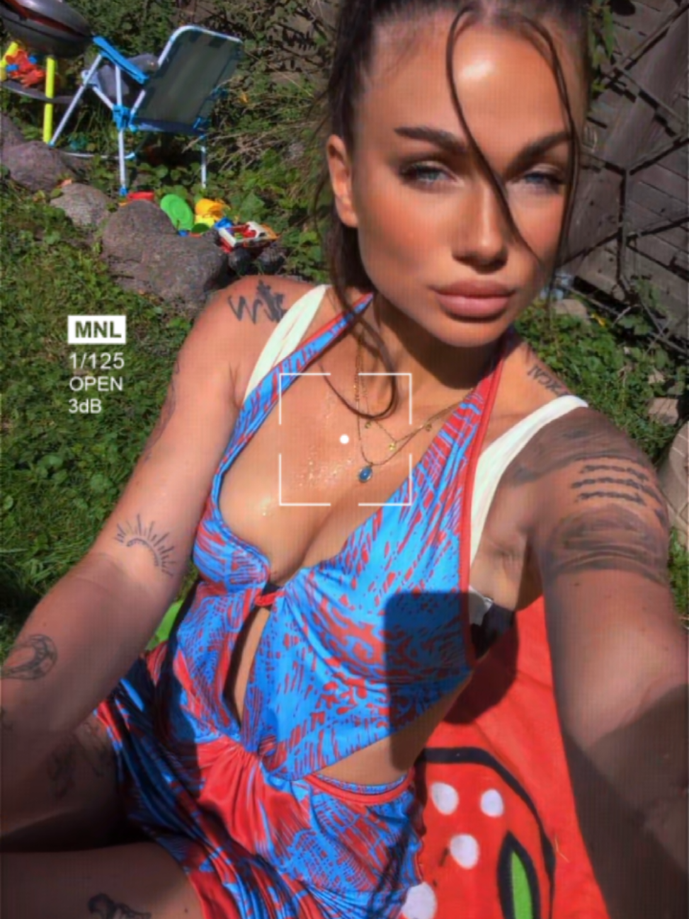 I'm single lol #videoviral #model #viraltok 
