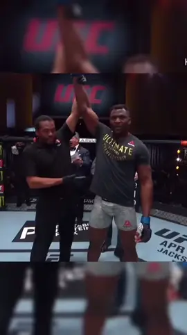 Francis Ngannou🇨🇲 - Cú đấm mạnh nhất lịch sử võ thuật thế giới 👊👊 . Lực đấm của Ngannou mạnh hơn rất nhiều lực đấm của huyền thoại boxing Myke Tyson ( 534kg ) . Anh nổi tiếng với phong cách chiến đấu mạnh mẽ và uy lực của mình tại MMA.  Ngân Nâu là vua của hạng nặng cho tới khi anh quyết định chuyển sang thi đấu boxing khi anh vẫn trên đỉnh cao MMA 👑👑  #francisngannou #UFC #fyp #trending #xuhuong 