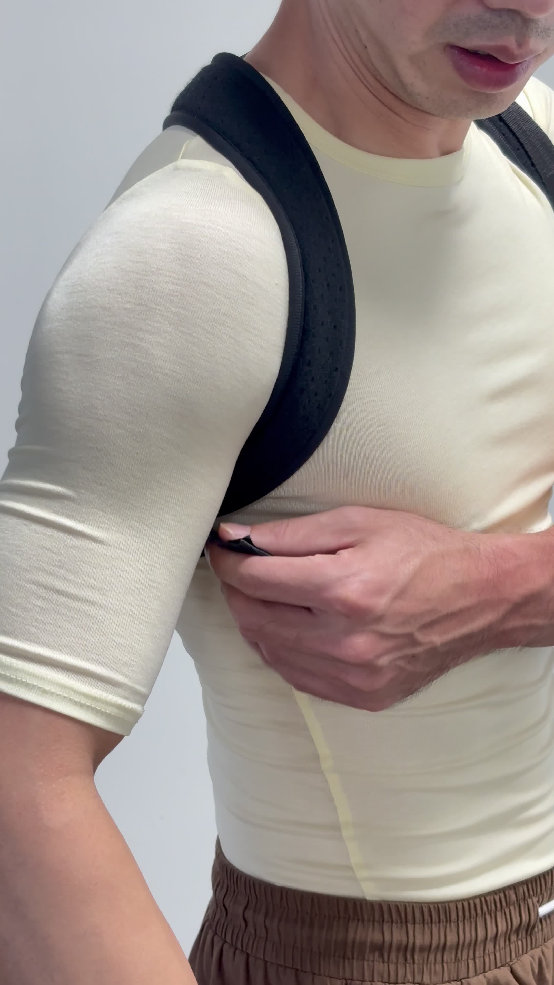 Posture Corrector For Men |   Universal Fit Adjustable Upper Back Brace For Clavicle To Support Neck, Back and Shoulder Pain Relief Kyphosis Straightener Spine Support 