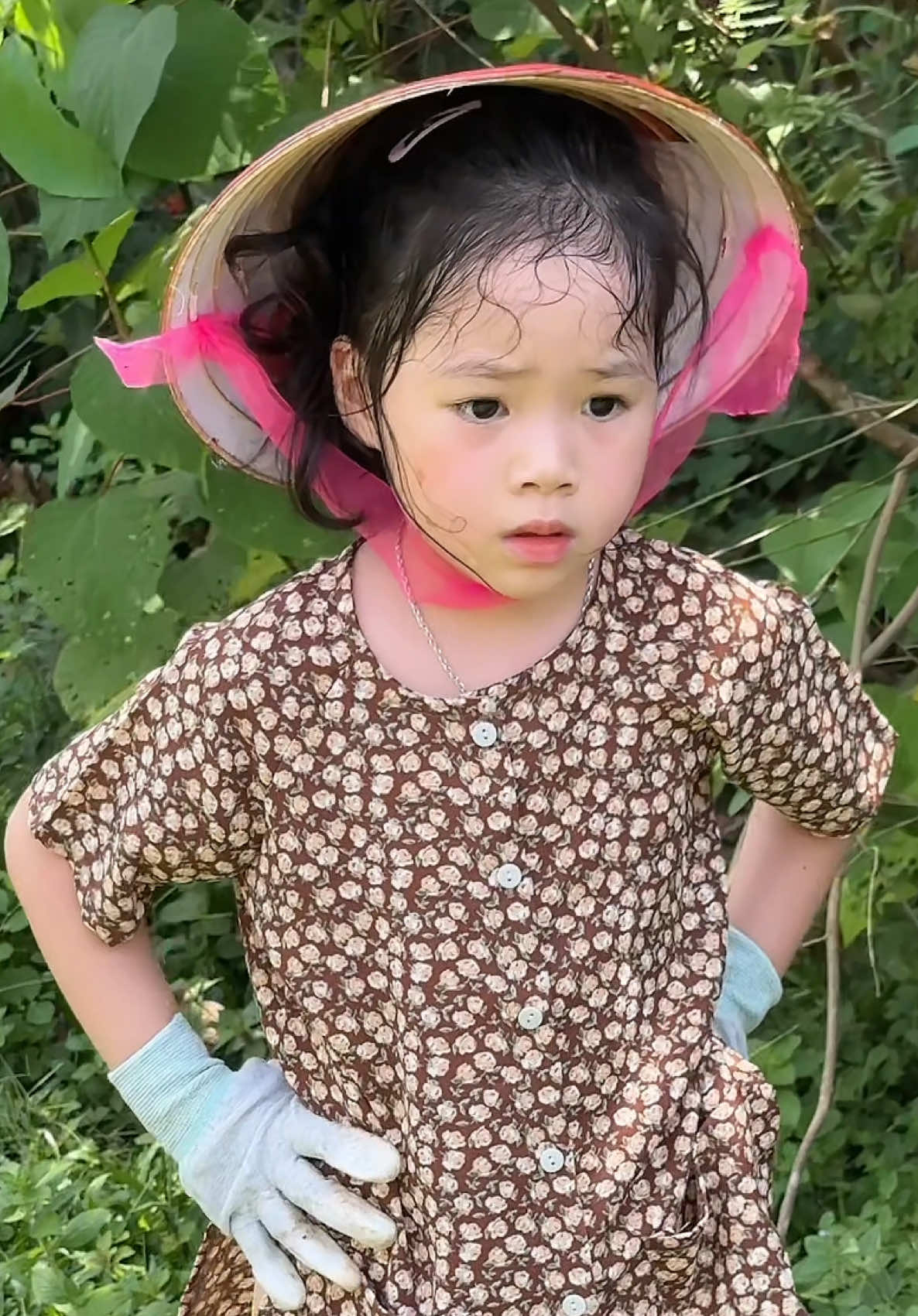 Rất có chí khí nhưng mới làm được 10 phút đã có dấu hiệu muốn đầu hàng rồi =)))) #mamn0ngiaitri #vtmgr #dailyvlog #FoodFestOnTikTok #sontungmtp 