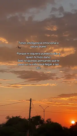 Que le pudo a ver pasado para tener que ser tan 💩 #fyp #paratiiiiiiiiiiiiiiiiiiiiiiiiiiiiiii #foryou #foryoupage #trending 