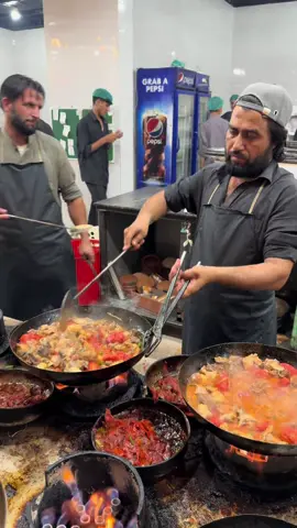 Khyber Shinwari Most Famous Mutton Karahi | Dumba Chaki Karahi | Mutton Namkeen Tomatoes Karahi | QK Food Diaries 
