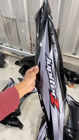 @GalaxyGarage:- Info Pemesanan Body Jupiter Z Burhan - DM/WA 087865253020 - Castom Warna Dan Striping - Bisa Request Suka-suka - Bisa Kirim Ke Seluruh Indonesia - Tidak Menerima COD Note : Pesan-DP-Pembuatan-Pelunasan-Pengiriman #jupiter #jupiterz #jupiterz1indonesia #fyp #xybca #viral #vidioviral #fyppppppppppppppppppppppp 
