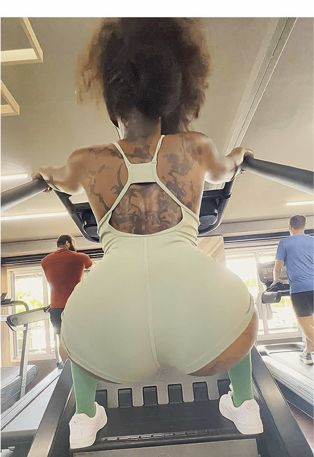 I wanted BBL allegations and yall definitely threw them my way 🤣 come to the gym with me to build and tone calves , glutes , hamstrings and quads ❤️ more gym content ? #gym #GymTok #workout #gymgirlsoftiktok #bblallegationsloading #glutesworkout #stairmaster #squats #excercise #legstrength #legday #thailand 