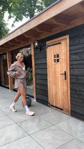 Found the BEST running sets 🥺 @verdurgymwear wauwie <3  #Running #runningmotivation #verdurgymwear #gymfit #girls 