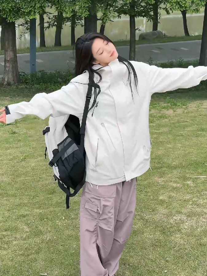 對自己溫柔點。這個世界對你很苛刻。 #OOTD #travel #beauty #foryou #fyp 
