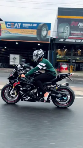 Addicted? Maybe. Regret it? Never🙅🏻‍♂️#highcapacitysrilanka🇱🇰 #genuineregisterd #tiktoksrilanka🇱🇰 #bikelover #fypシ #onemillionaudition #fypシ #viralvideo #bmws1000rr #zaap 