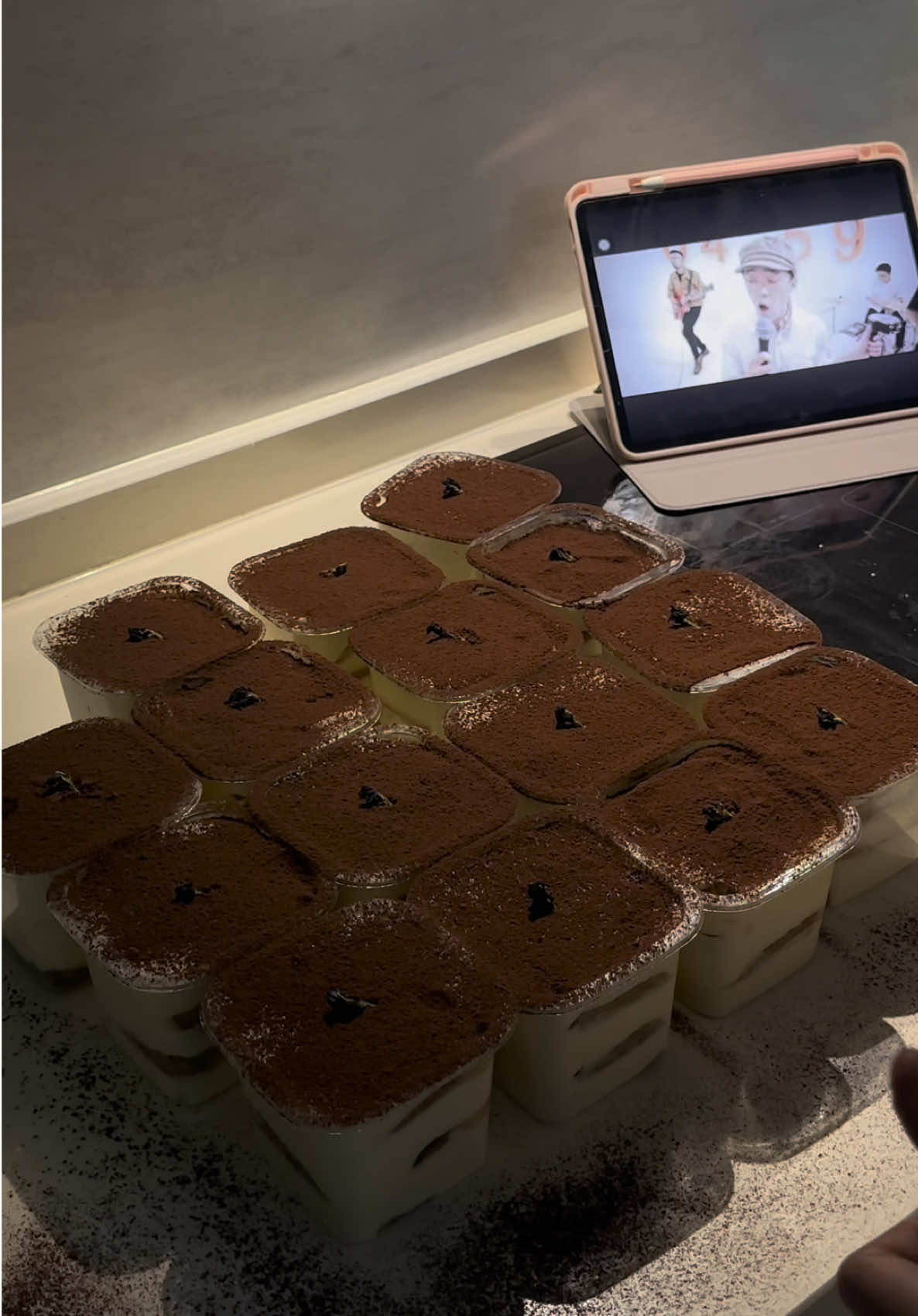 tira lúc nào cũng choáy hàng🌝 #tiramisu #baking #cake #viral #fyp 