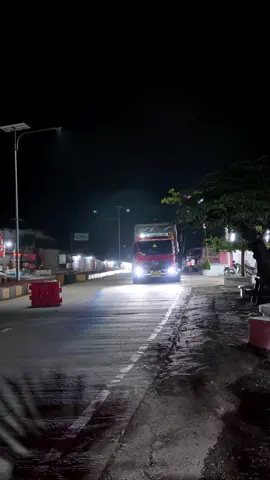 Kota kretek di tuju🤫#hino500 #hinomerah #🥀🖤 
