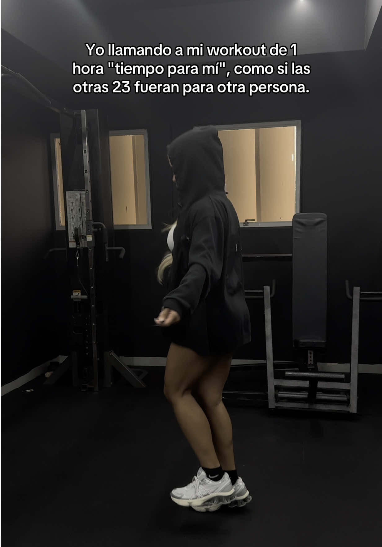 Estoy en mi nada mas mi gente! Jajajaja 24/7 #ValePintos #tabla #tiempoparami #workout 