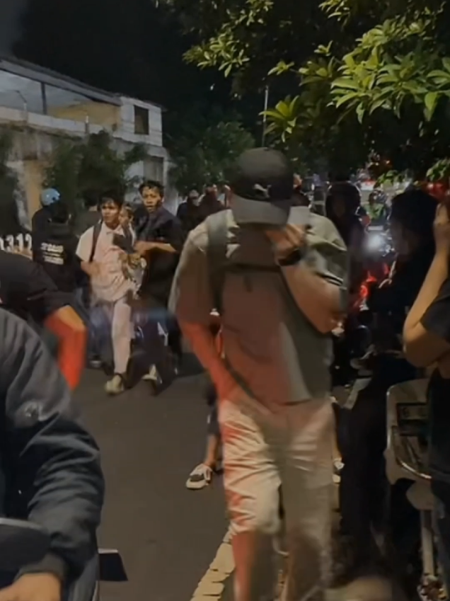 DEMI BUBARKAN DPR DI JAKARTA #fyppppppppppppppppppppppp #video #viraltiktok #dprri #presidenri 
