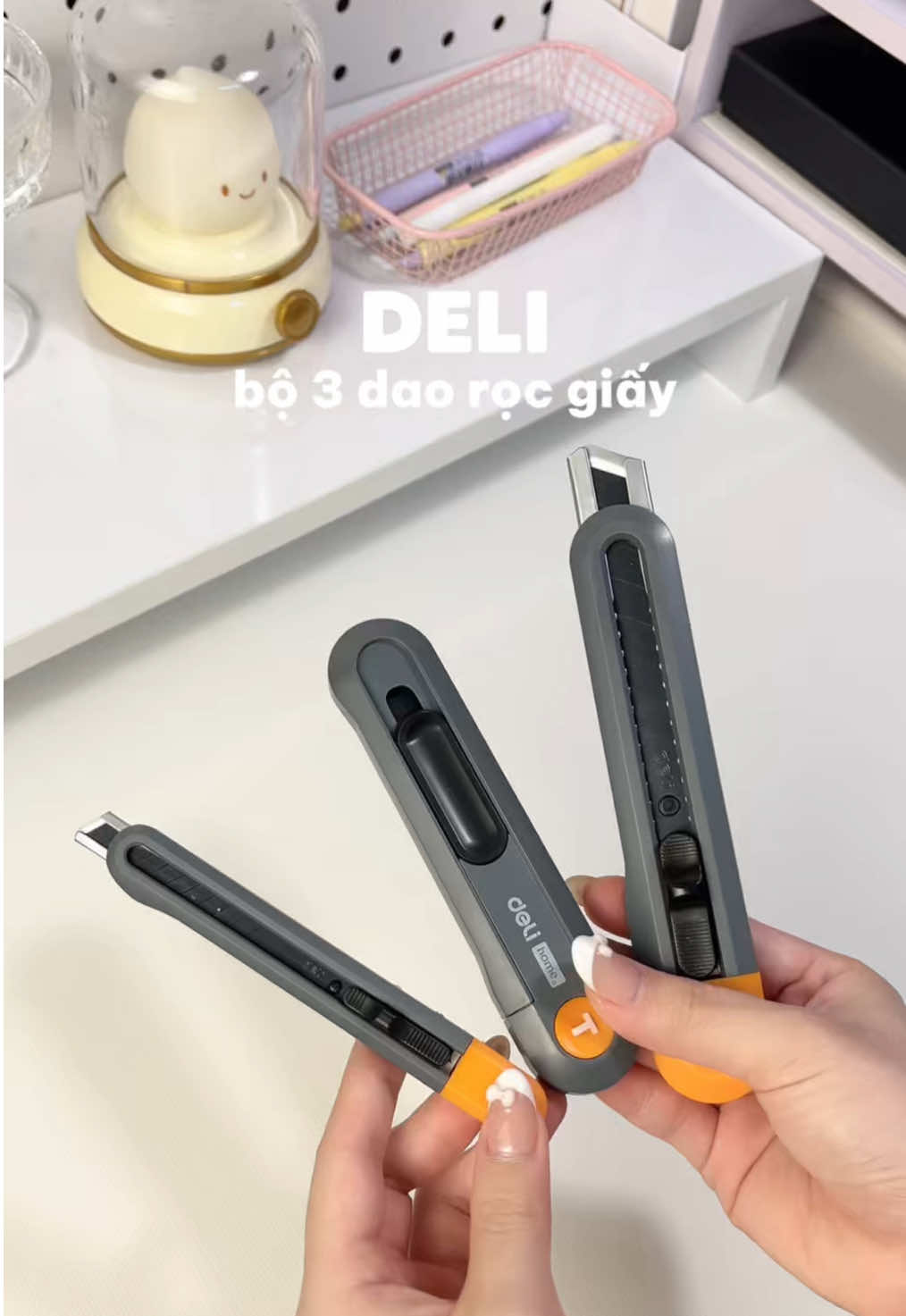 Dao rọc giấy nhà Deli xịn quá #deli #daorocgiay #daorocgiaydeli #bo3daorocgiaydeli #meocamunbox 