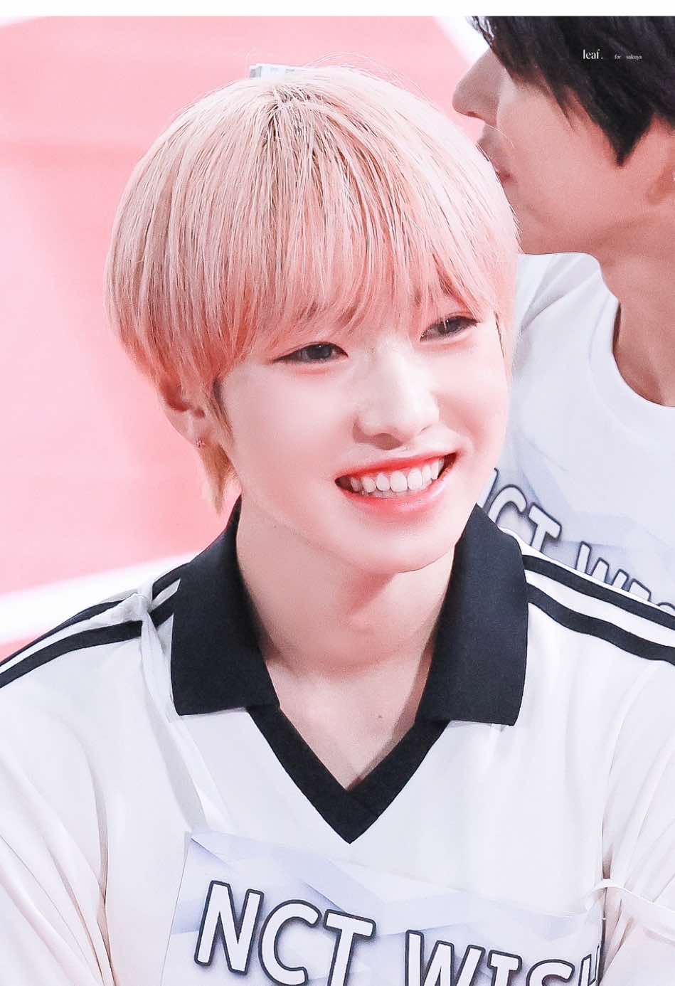 Selamat ganteng-gantengku berhasil bawa pulang medali emas! Bangga banget kalian hebat dan keren! Perdana si bungsu baru pertama kali ikut kejuaraan di ISAAC langsung dapat juara satu juga, yey! Selebrasinya dance Surf! 🥰❤️ #sakuya #nctwish #princesakuya 
