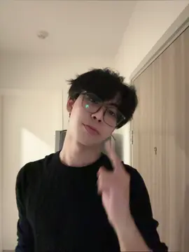 พี่นึกไรออกพี่ก็ทำท่านั่นแหละครับ 