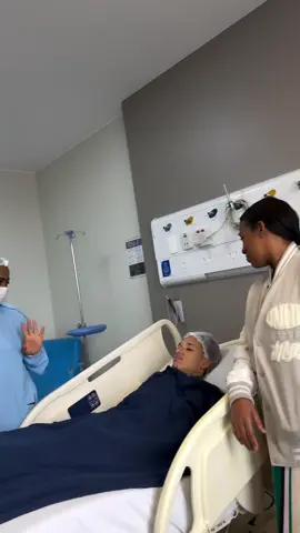 🥰🙏 #postectomia #cirurgia #theuzinhocantor #theuzinho #hospital #fimose 