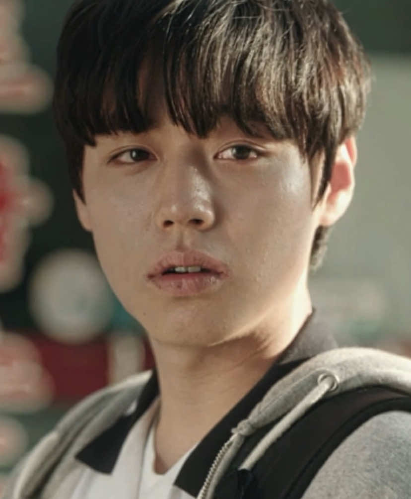 him with lana songs. #yeonsieun #weakheroclass1 #parkjihoon #edit #fyp  {scp wookscenes} ORIGINAL CONTENT FAKE EVERYTHING  yeon sieun weak hero edit 