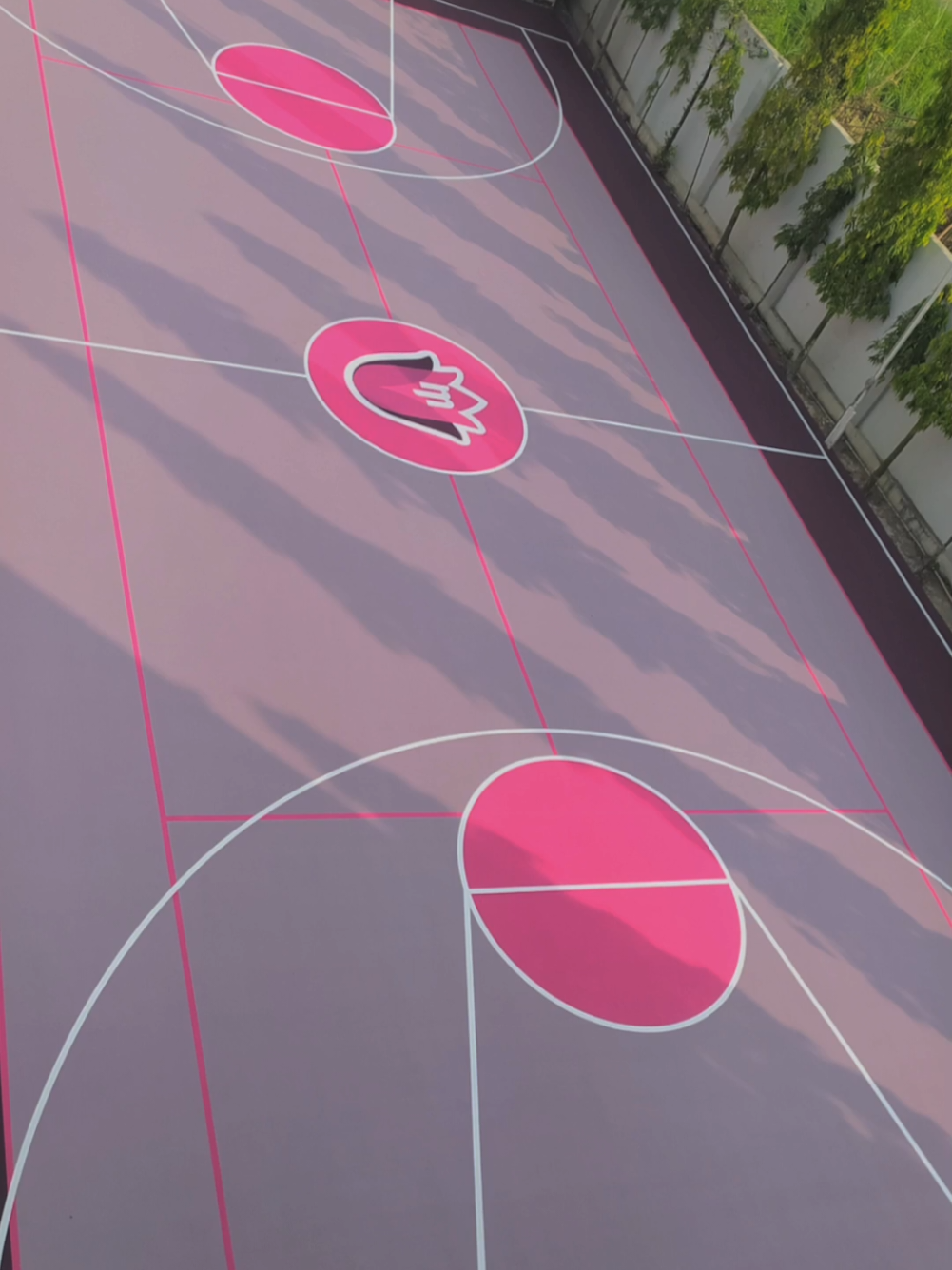 Ungu tua Ungu muda,mari kita kerja.... Lapangan flexy pave multi basket tenis di Smp Mazaya Depok... #lapangantenis #tukanglapanganflexy #tukanglapangantenis #fyp #propantennokote 