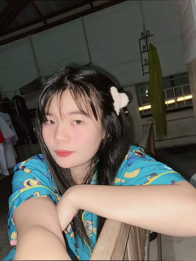 👧🏻🤍