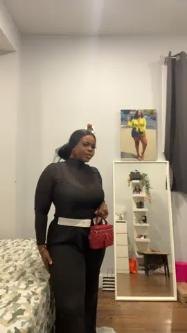Look what a hot body can do 😮‍💨 #fypシ゚viral #viralvideo 