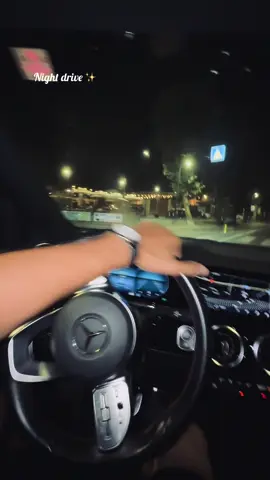 #mercedesbenz #mercedes #italy #nightlife #nightdrive 