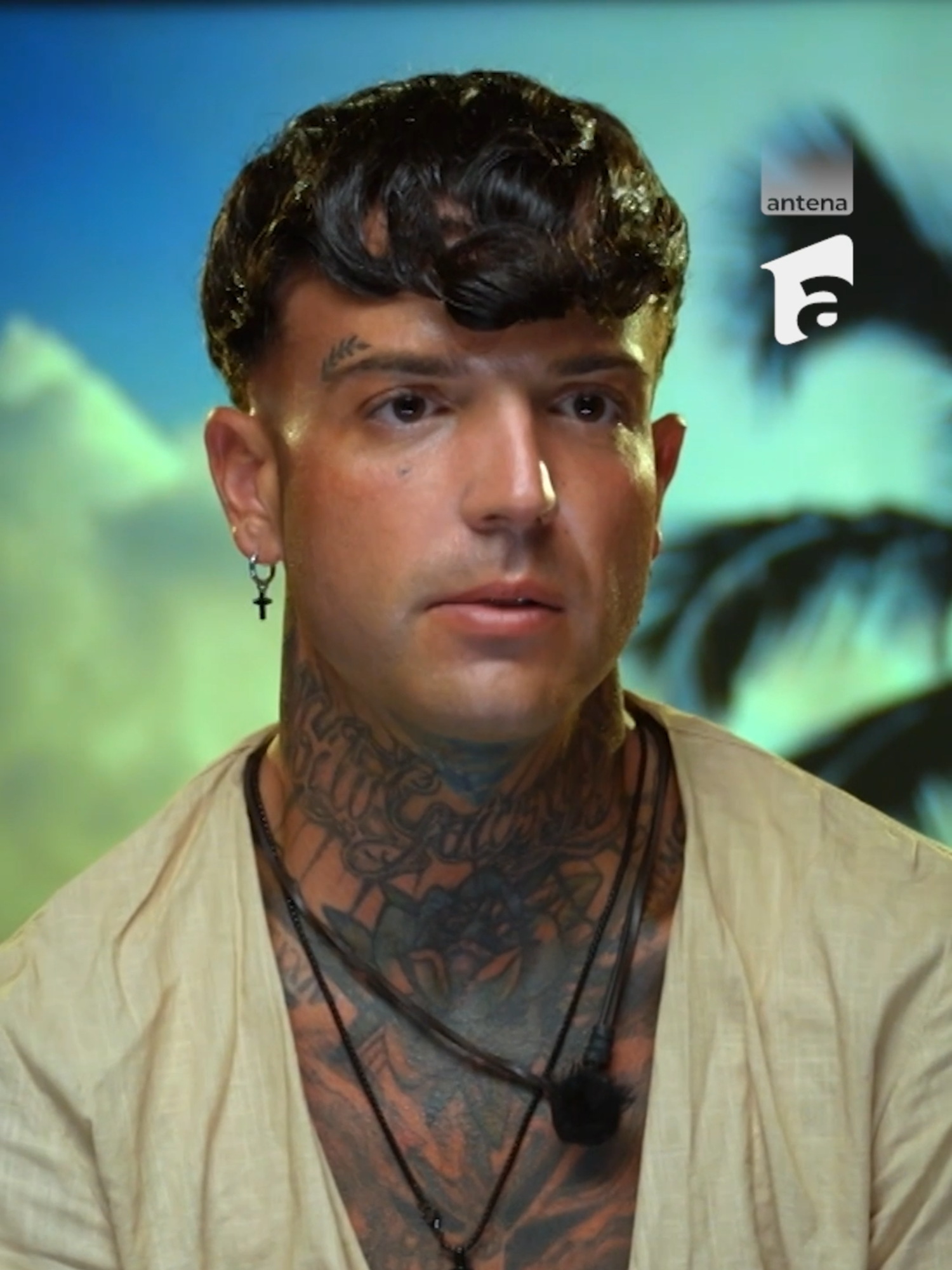 Cu stilul lui cucerește, iar Jaguarul avea nevoie de o seară departe de casă pentru a-și regăsi mișcările și pasiunea!  #antenaplay #foruyou #antena1 #insulaiubirii #jaguarul