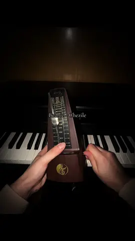 Beanie - Chezile #piano #beanie #chezile #metronome #fyp 