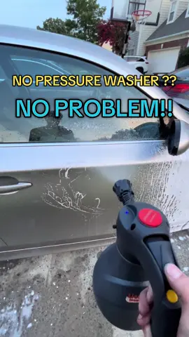 Thick foam that makes every wash effortless. #FoamSprayer #CarWashHack #CarDetailingTools #CarCleaningEssentials #detailingtok 