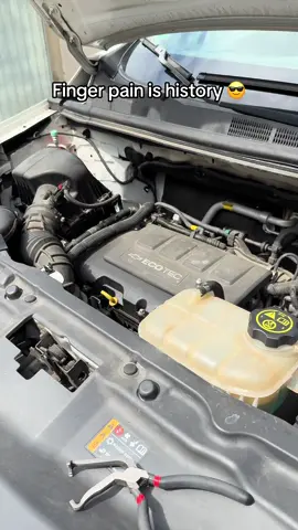 Forget pain 🥹#pliers #tool #cartool #repair #toolset 