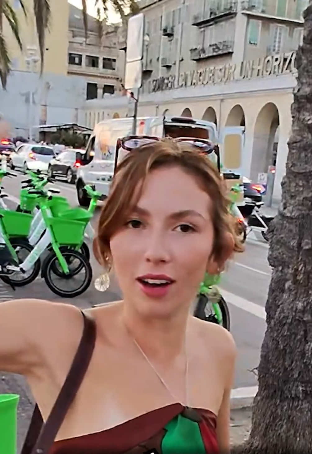 Quand je la vois passer sur son vélo #rencontre #seduire #nice #seducteur #mysterieuxjoe 