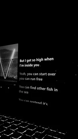 Animals | Lyrics 🎧by: Maroon 5 💿: V (2014) #animals #maroon5 #monolyrx 