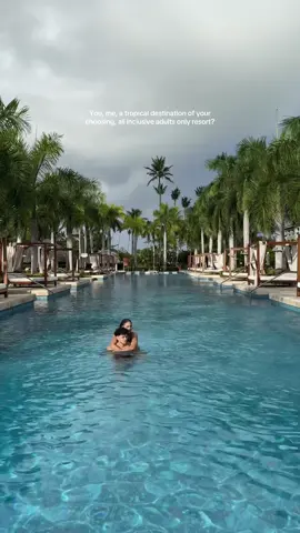 This is your sign to book the trip 🌺🍹🦜🏝️ #vacation #couplestrip #anniversary #birthday #relationshipgoals 