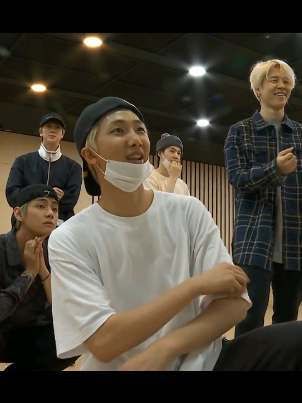#BTS❦ Choreography Of 'Boy With Luv'+'UGH! - O'Clock'❦ ❅*♡·̩͙⋆𓈒𓂂𓏸🦋