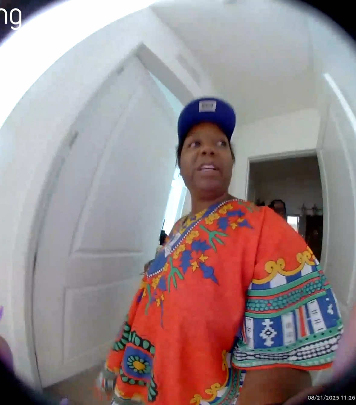 This is my roommates MOTHER lmk when yall want a storytime cus I been ready and I have PLENTY of receipts #crazy #crazyroommate #MentalHealth #atlanta #fyp #viral 
