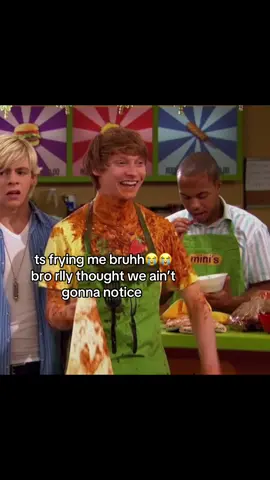 plss background actors r soo funny  