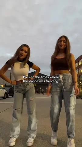 One of my fav dances #theneighbourhood #sweatherweather #dancechallenge #2022 #trends 