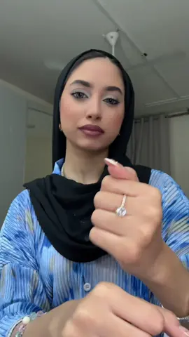 After a long time transition! 😜 . #trending #iqrahussain🍯 #makeupartist #MakeupRoutine #foryou 