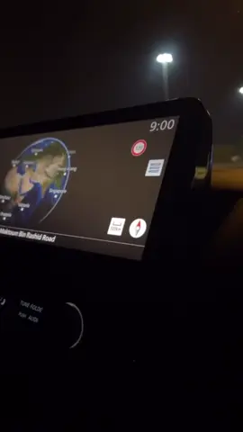 لييي متتى والوققت ضاييع بين امس وبين باكر لي متى واحنا مثل ما احنا من اول يوم فاكر🕔