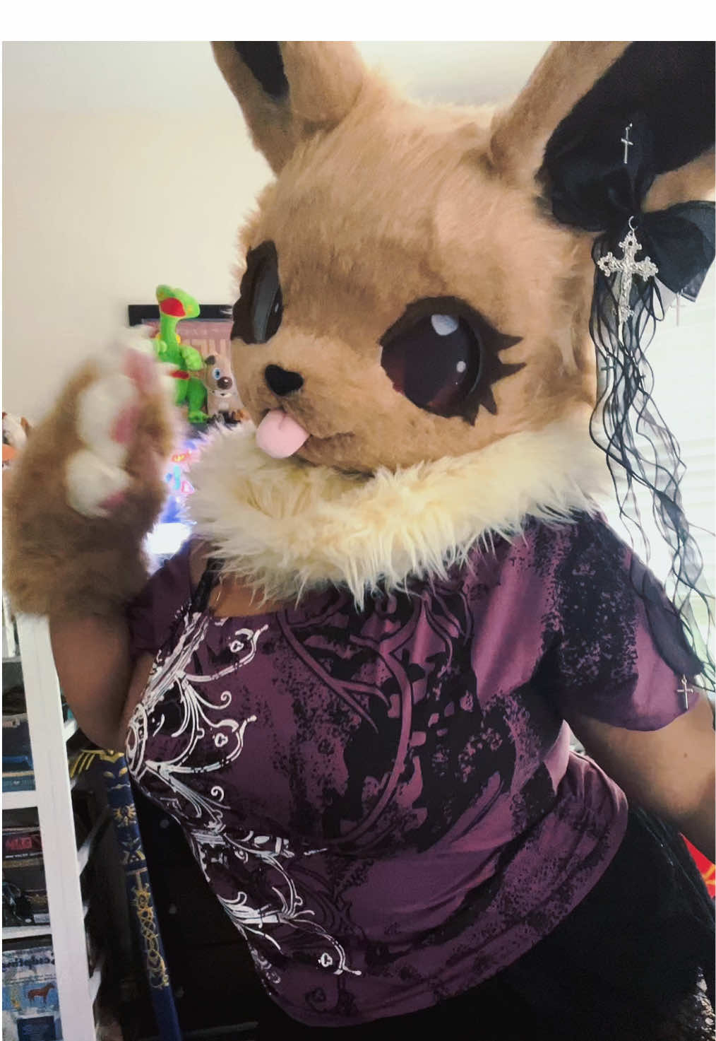 I might evolve into an umbreon! Who knows!! #furry #fursuit #eeveefursuit #pokemon #eevee 