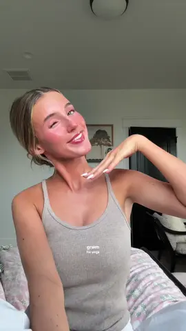 Hot take but I don’t like this show, sorry 🤍🧘‍♀️ @rhode skin @Youth To The People @Glow Recipe @Tower 28 Beauty @Benefit Cosmetics @mcobeauty us @makeupbymario @Hourglass Cosmetics #lightmakeup #grwm #yoga #tsitp 