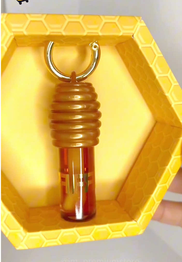 Gloss Liphoney Mel By Fran 🐝#glossylips#glossan #glossmel #mel #liphoney 